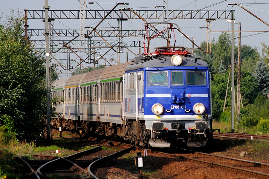 EP08-011 [PKP InterCity]
