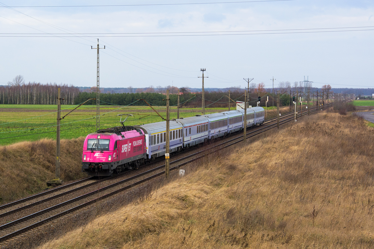 EU44-001 [PKP InterCity]