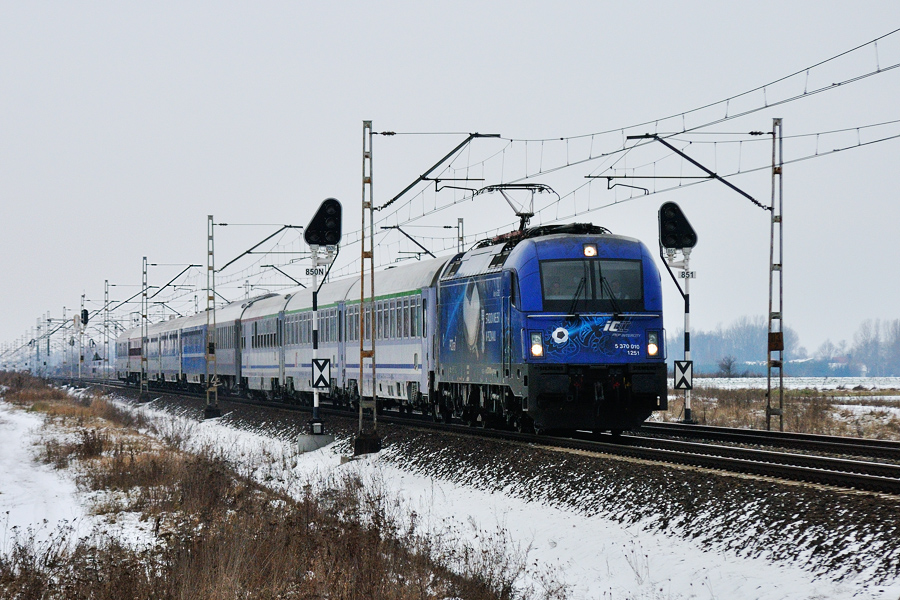 EU44-010 [PKP InterCity]