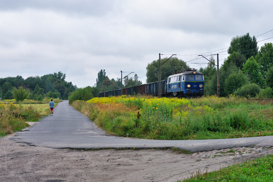 ET22-666 [PKP Cargo]