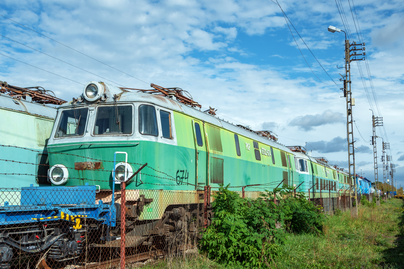 ET22-674