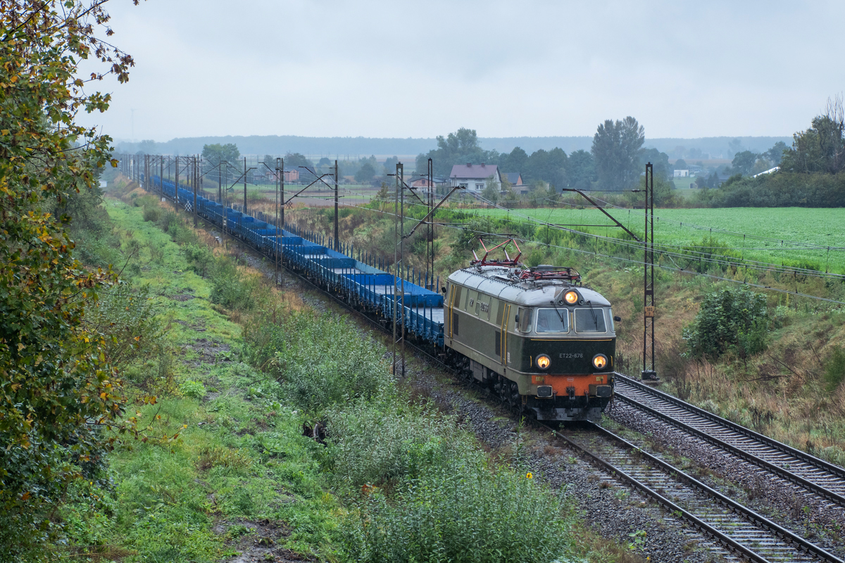 ET22-676 [PKP Cargo]