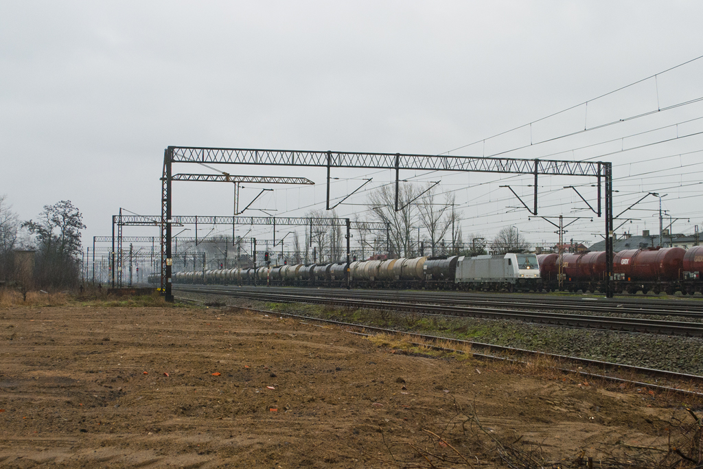 186 263-0 [Akiem SNCF / del. Orlen KolTrans]