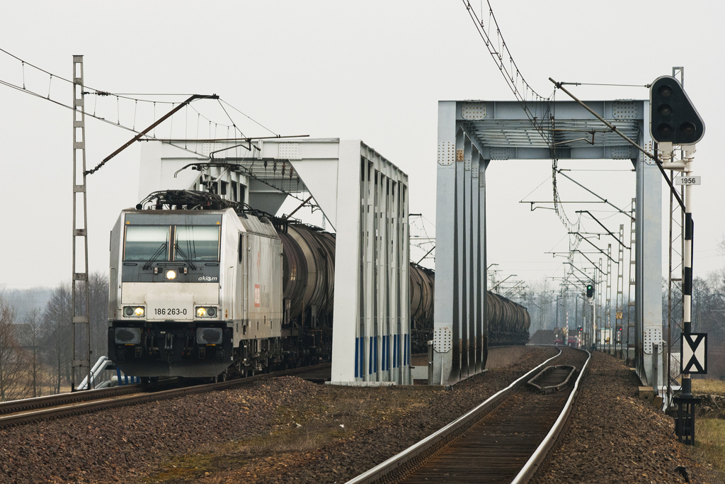 186 263-0 [Akiem SNCF / del. Orlen KolTrans]