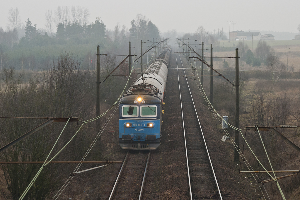 182 164-4 [STK Wrocław / del. Lotos Kolej]