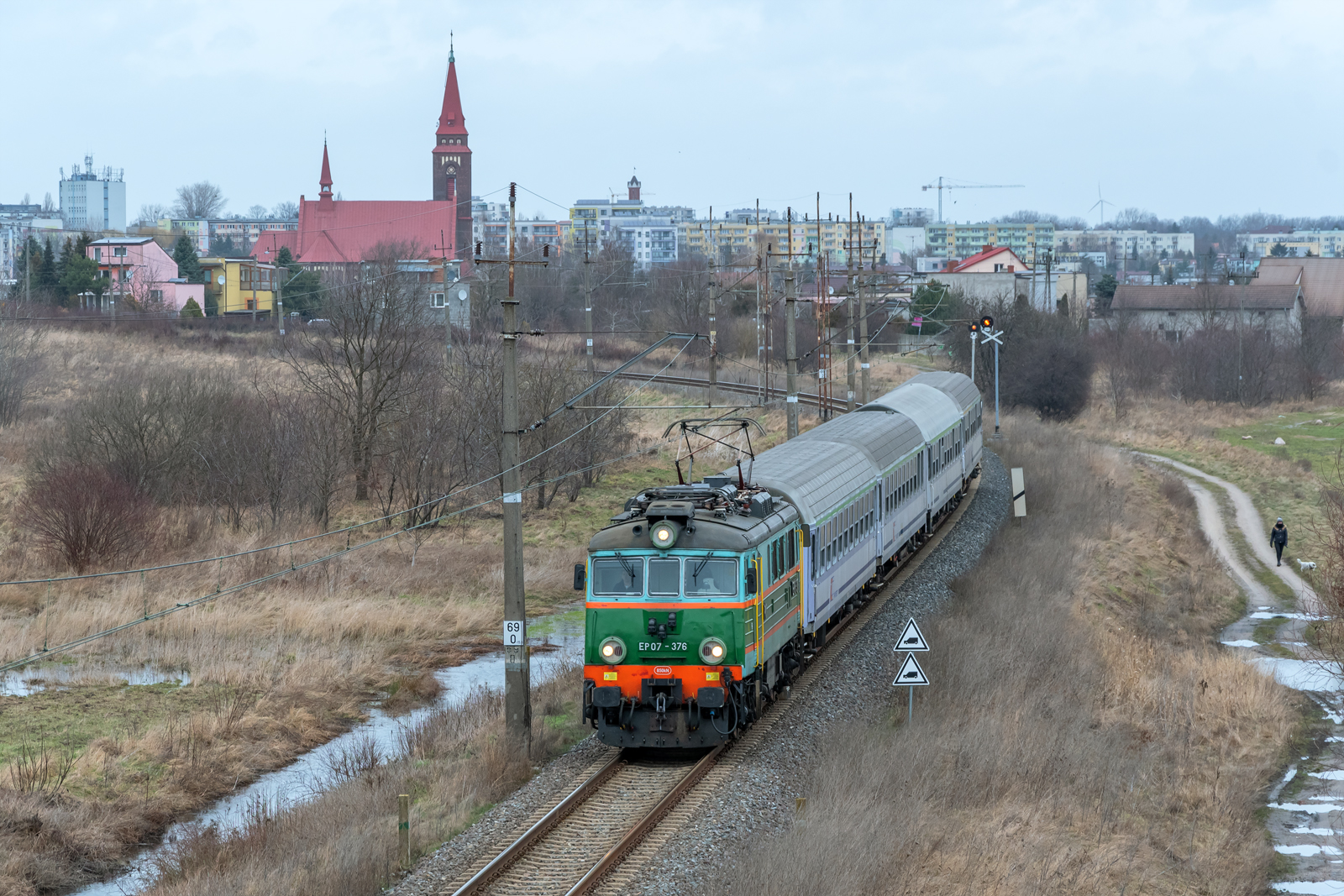EP07-376 [PKP InterCity]