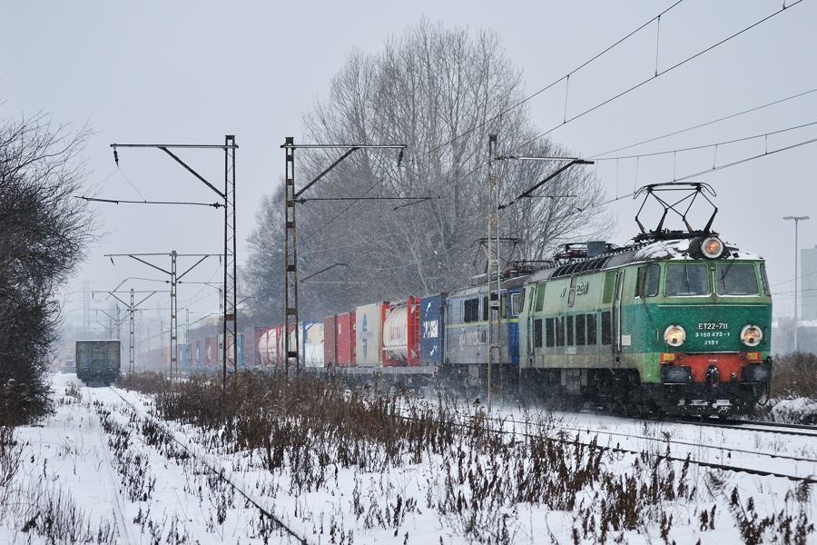 ET22-711 [PKP Cargo]