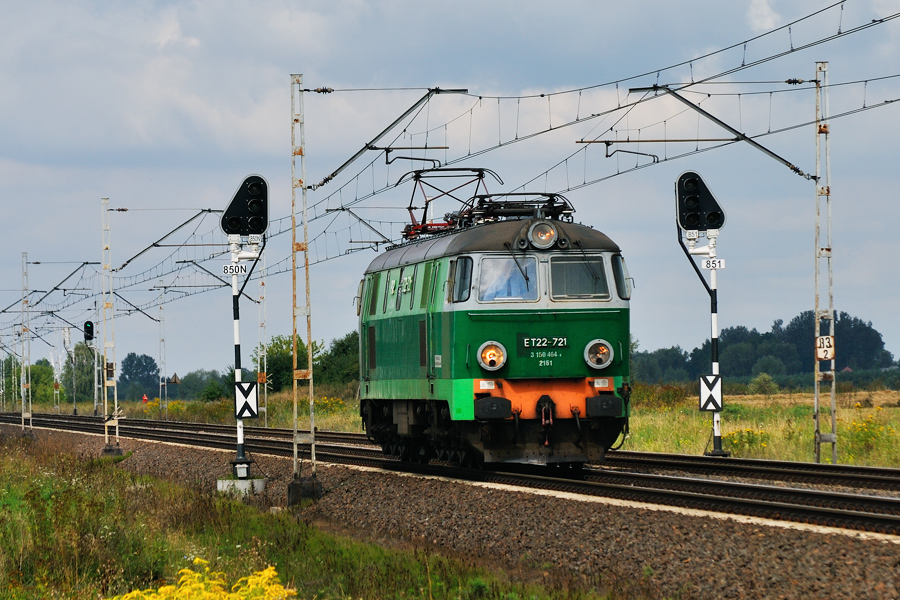ET22-721 [PKP Cargo]