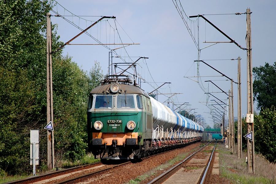 ET22-736 [PKP Cargo]