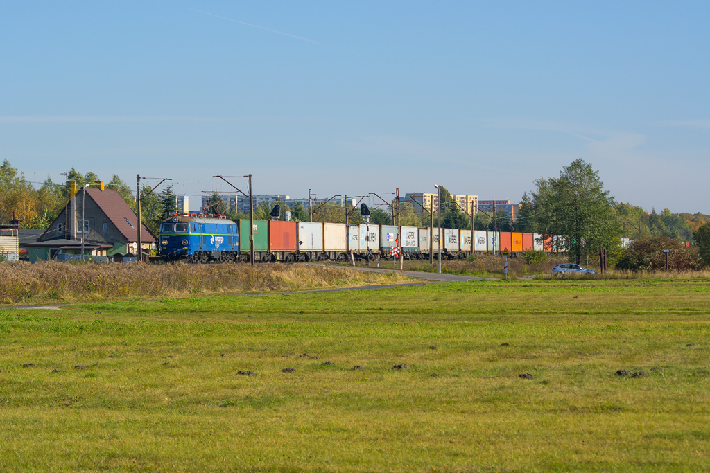 ET22-869 [PKP Cargo]
