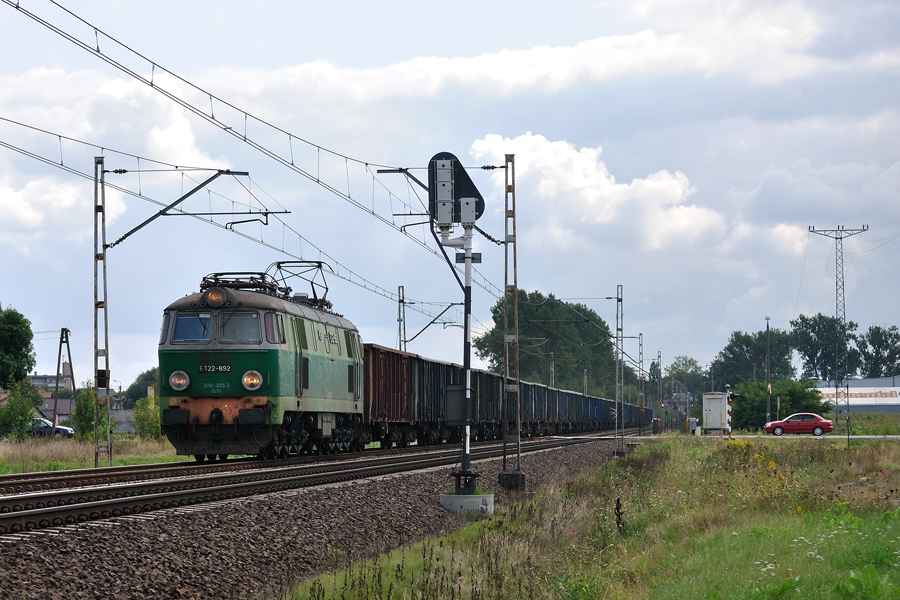 ET22-892 [PKP Cargo]