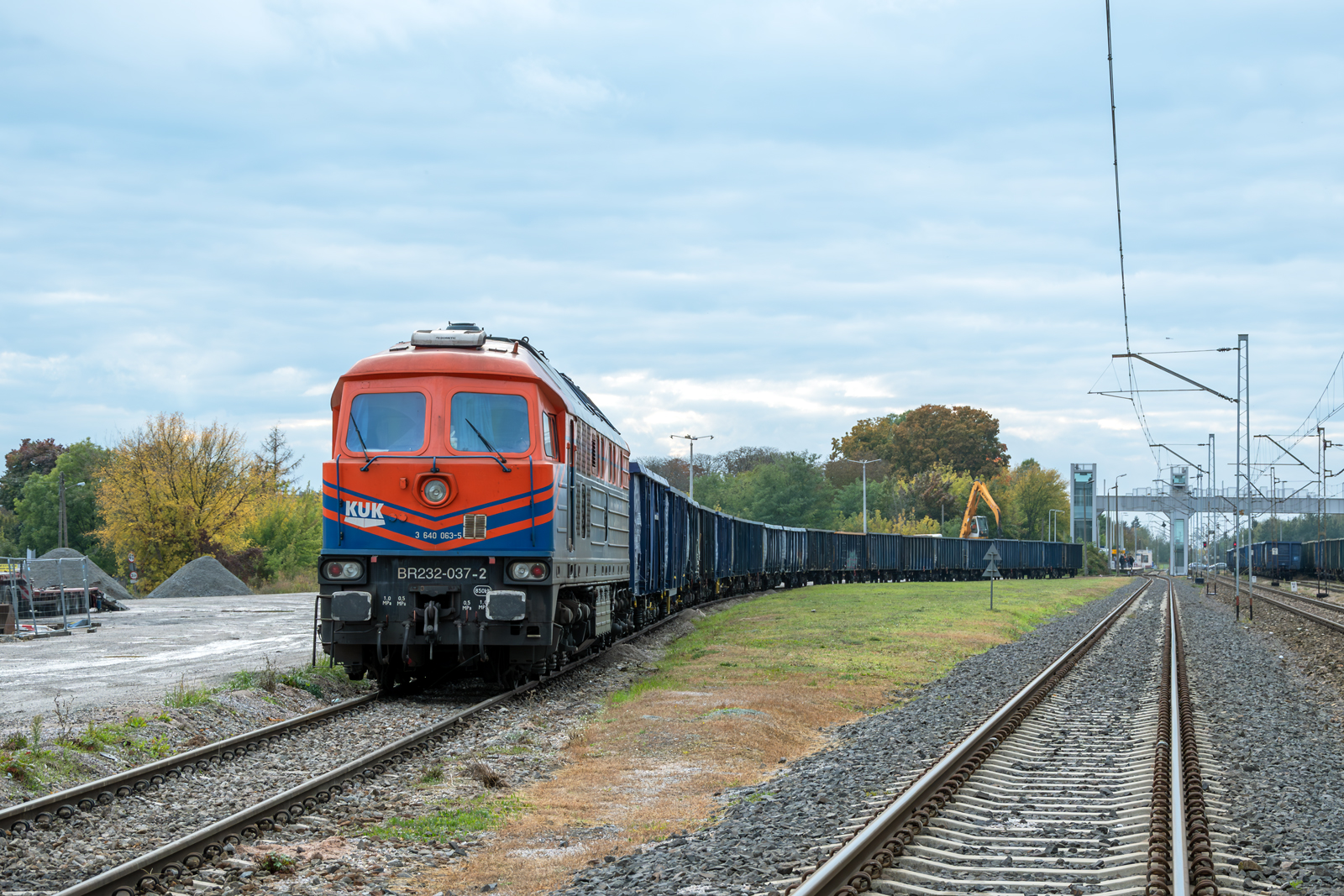 BR232 037-2 [KUK Kompleksowe Usługi Kolejowe]