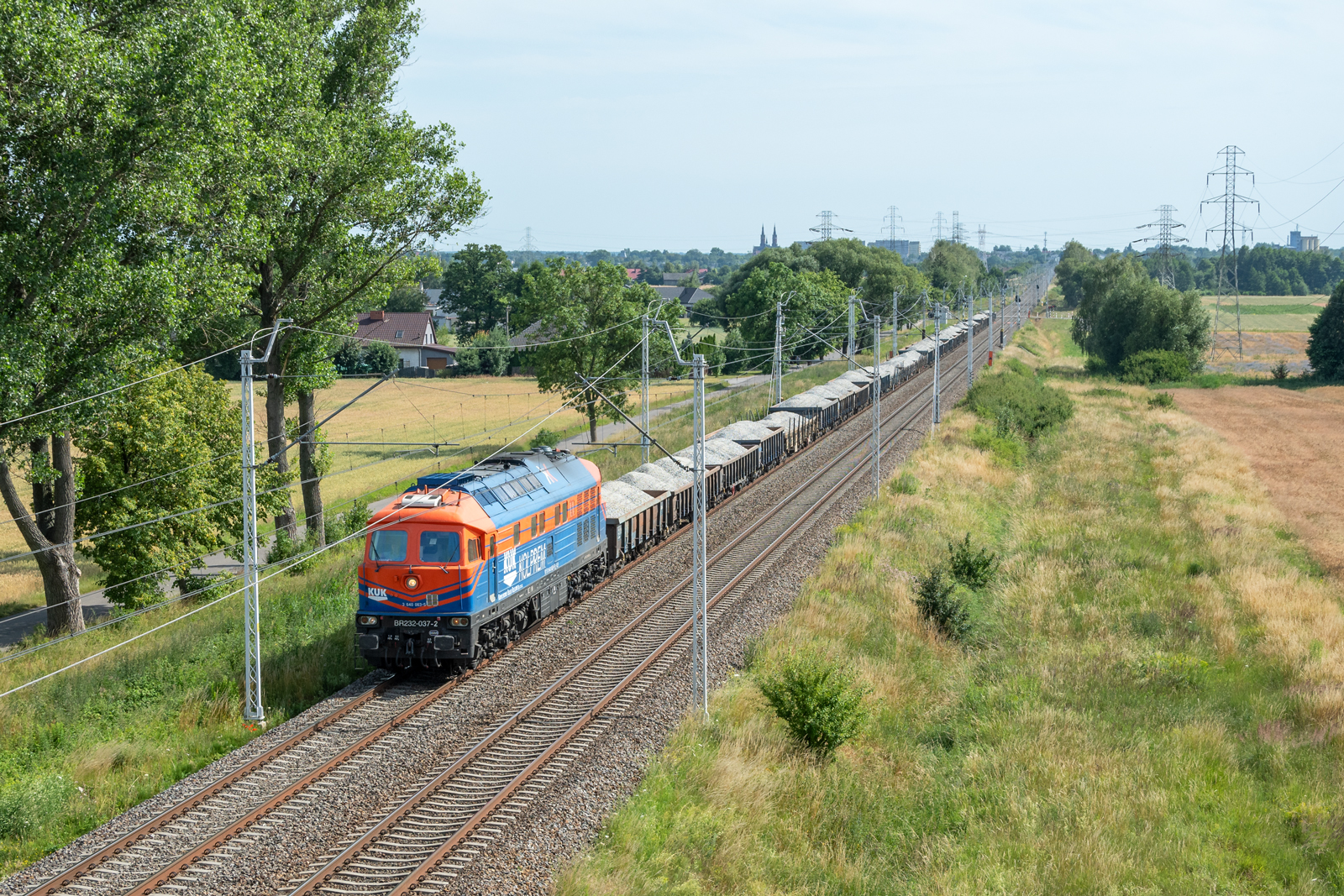 BR232 037-2 [KUK Kompleksowe Usługi Kolejowe]