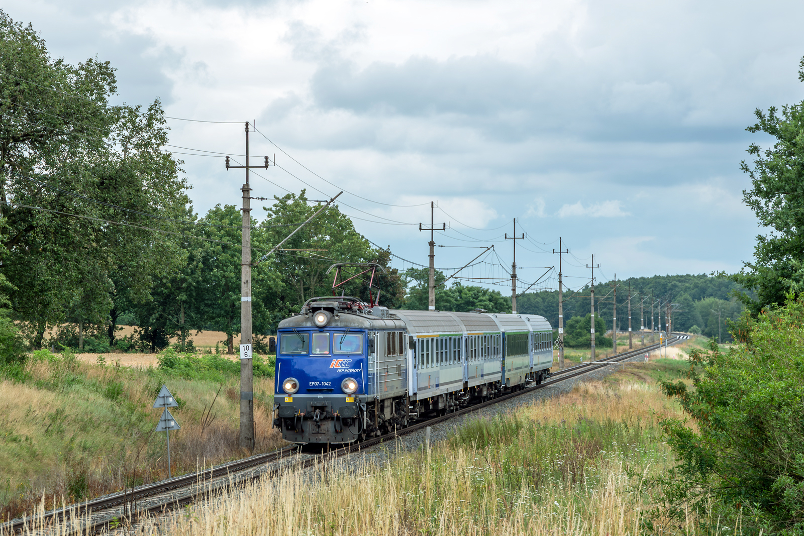EP07-1042 [PKP InterCity]