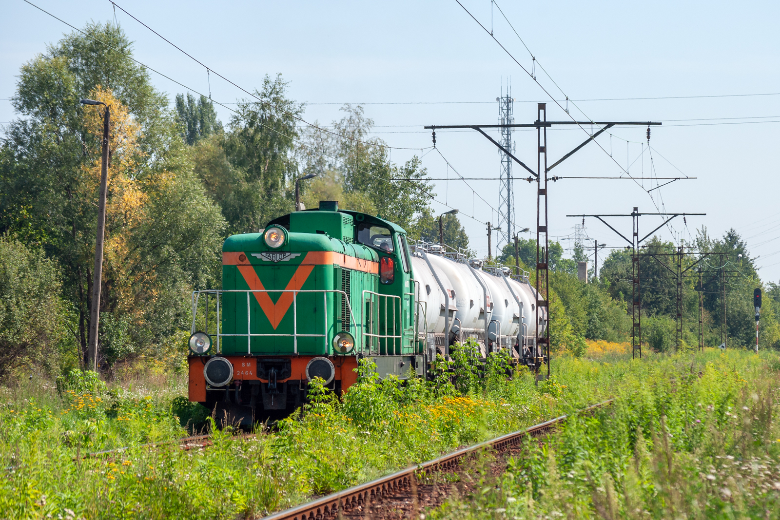 SM42-2464 [Lotos Kolej]