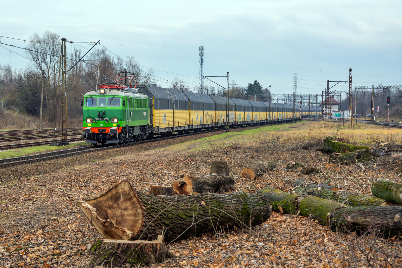 EU07-128 [PKP Cargo]